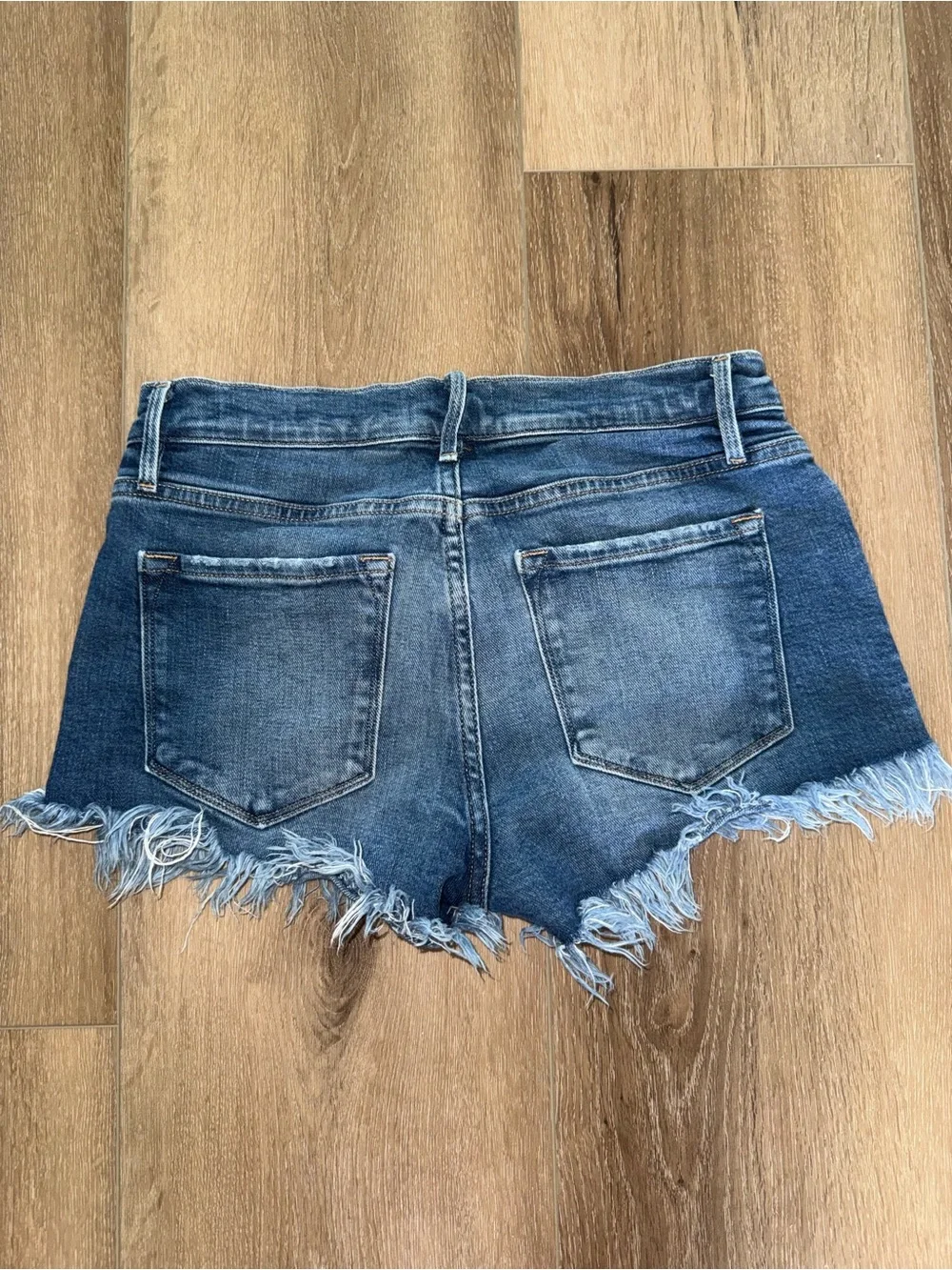 FRAME Le Cutoff Frayed Shredded Hem Denim Jean Shorts - Dark Blue - size 25 $198